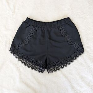 🌷3/15🌷 NWOT Love Tree Black Lace Shorts Size M